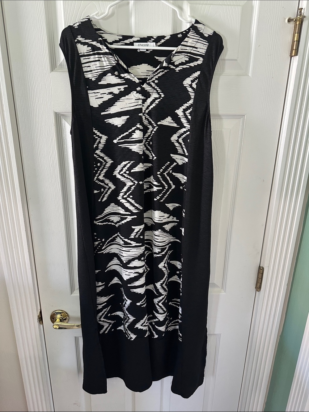 Chico's Black & White Zigzag Dress (2P)